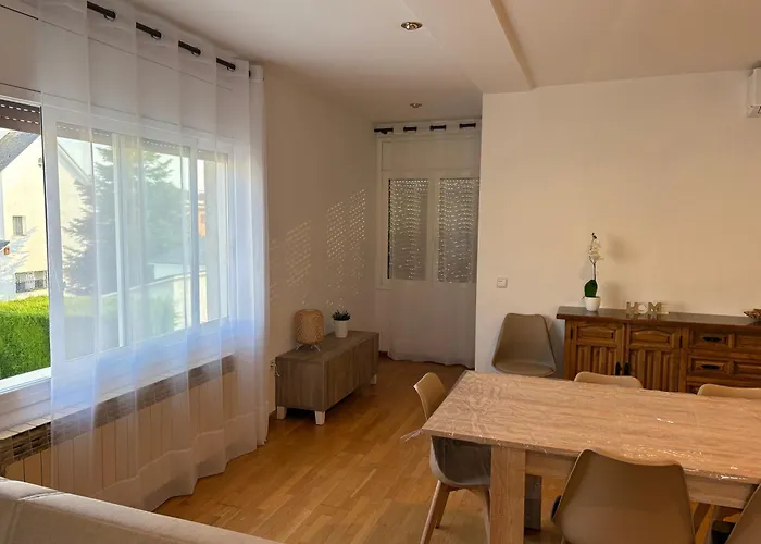 Casa En Palau *